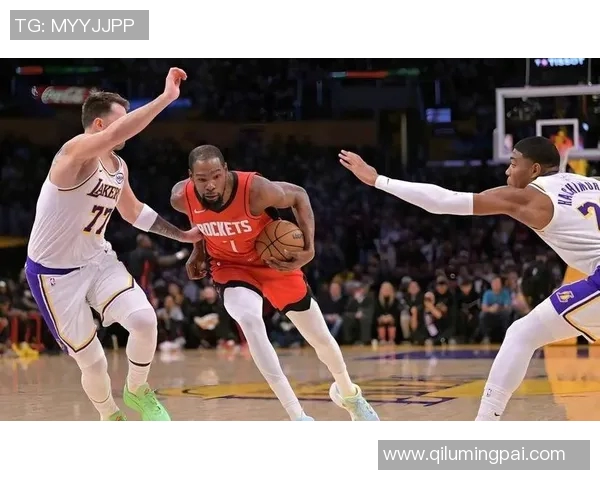 火箭与湖人激情对决直播间全程回顾与精彩瞬间分享