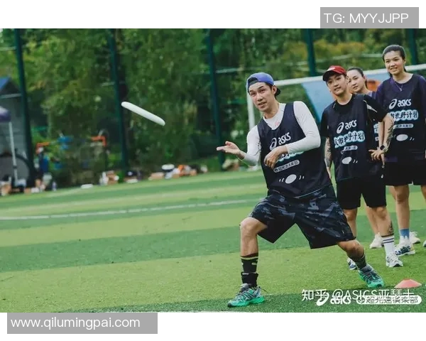 飞盘运动中的心理素质探讨:武汉飞盘队的心态与表现分析 飞盘运动中的心理素质探讨:武汉飞盘队的心态与表现分析