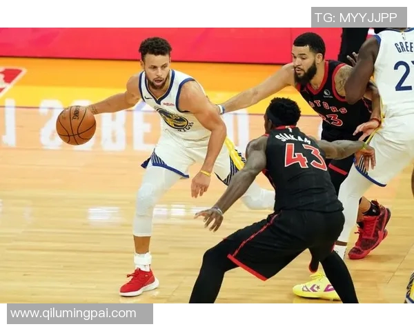 勇士与猛龙激战回顾视频比分分析精彩瞬间尽在其中