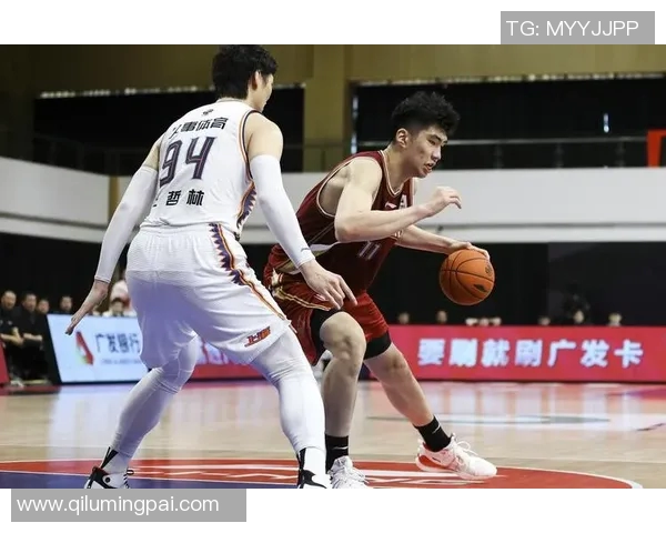 吴前：从篮球场上的闪耀明星到中国篮球的未来希望